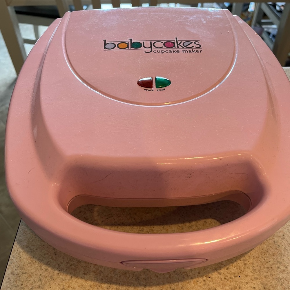 Baby cakes cupcake maker